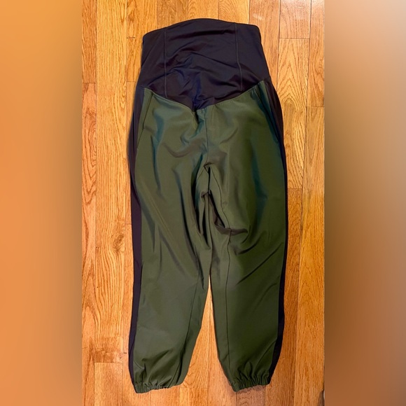 Isabel maternity joggers. Great condition, no signs of wear. - Picture 2 of 4